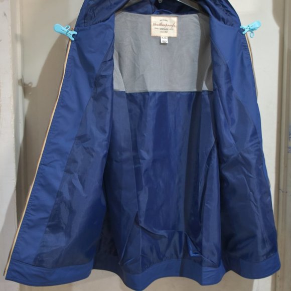 Weatherproof Vintage Women's Rain Slicker Jacket - Picture 3 of 6